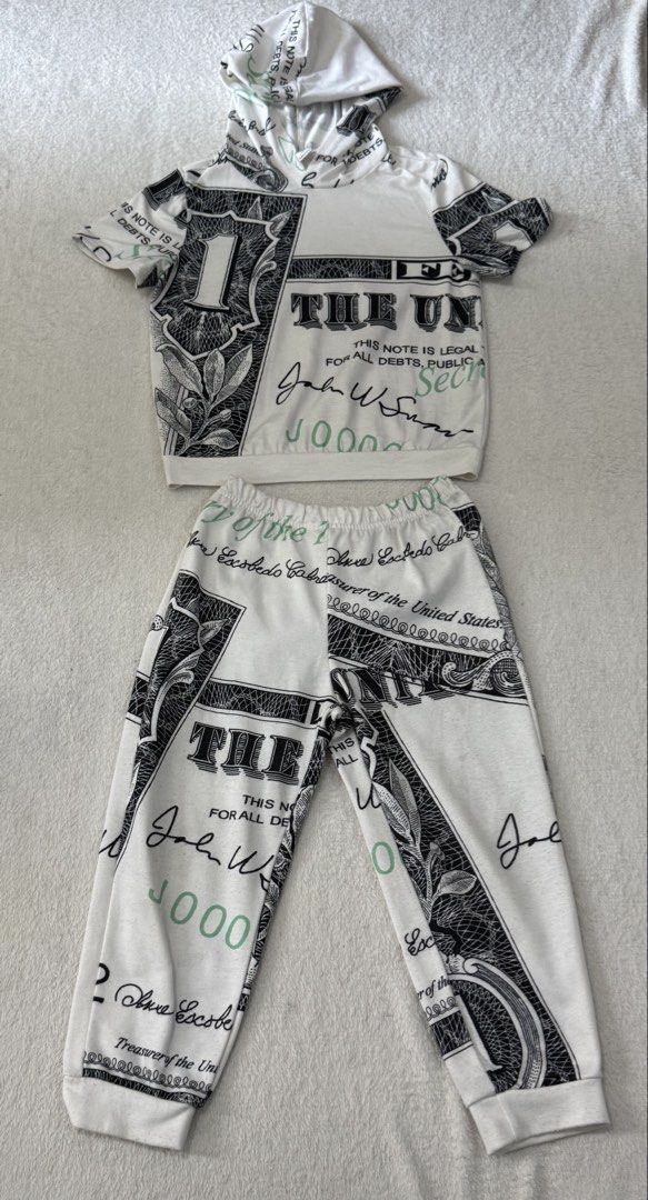 Kids 5-6 years old set preloved (Category: Babies & Kids Fashion) located in Dasmarinas. Submitted by ennahsthriftcollection (Listing ID 1467272686, Image 2). Description: For 5 to 6 years old Garterized Haba ng pants 25 inches Rfs : decluttering / outgrown.