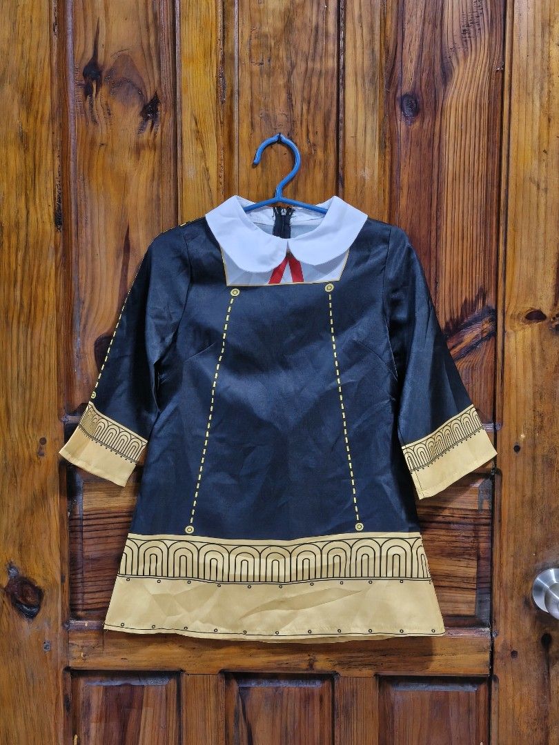 Kids Anime Cosplay ANYA (Category: Babies & Kids Fashion) located in Baguio. Submitted by sky_alexander143 (Listing ID 1467173086, Image 3). Description: -Cosplay costume ANYA - Closure: Back zipper for easy wear -for 3-5 years old - length: 25", armpit-armpit: 14".
