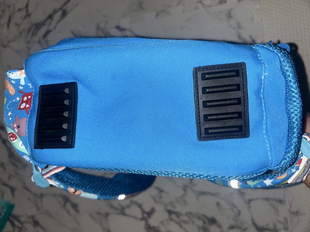 kinder school bag (Category: Diaper Bags & Wetbags) located in Binan City. Submitted by carol2829 (Listing ID 1467359324, Image 3). Description: kindergarten school bag for boys. no flaws lighly scratch on zipper but unnoticeable. delivery via gogovan.