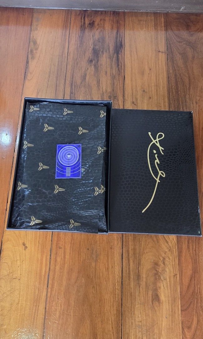 Kobe 9 Elite low protro - Moonwalker (Category: Sneakers) located in Quezon City. Submitted by GGPY5 (Listing ID 1467357148, Image 3). Description: BELOW SRP!!! Kobe 9 Elite Low Protro - Moonwalker size 9 - Local release from Titan - w/ receipt worn 1x can do meet ups dm for more pics and videos sure buyers only! 🙂.