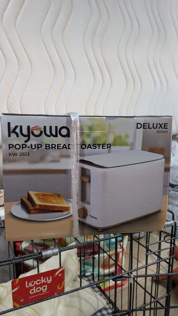 Kyowa Pop-Up Bread Toaste (Category: Ovens & Toasters) located in Makati City. Submitted by litolcloset (Listing ID 1467304524, Image 1). Description: - Condition: Brand new, unopened, and still wrapped in original box nego .