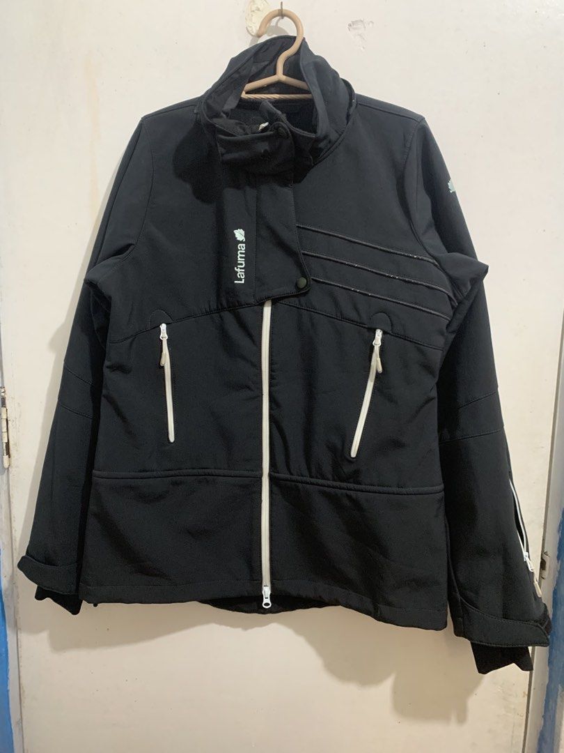 Lafuma Climactive Jacket (Category: Coats, Jackets and Outerwear) located in Mandaluyong City. Submitted by vintizyteeshop (Listing ID 1467174269, Image 1). Description: Lafuma Climactive Outdoor Jacket Waterproof & Windproof Size: L Dimension: W:20.5 L:26/27 Missing Hoodie.