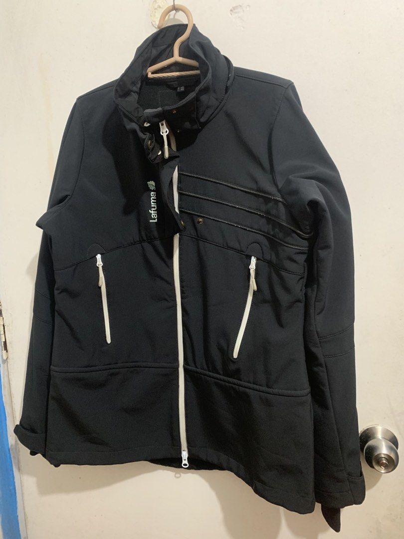 Lafuma Climactive Jacket (Category: Coats, Jackets and Outerwear) located in Mandaluyong City. Submitted by vintizyteeshop (Listing ID 1467174269, Image 3). Description: Lafuma Climactive Outdoor Jacket Waterproof & Windproof Size: L Dimension: W:20.5 L:26/27 Missing Hoodie.