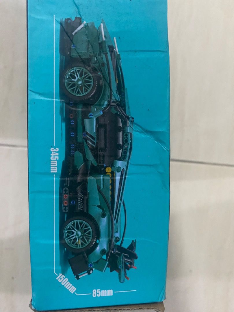 LAMBORGHINI TECHNO CAR MODEL (Category: Lego & Building Sets) located in Caloocan City. Submitted by euridope (Listing ID 1467260345, Image 3). Description: Box is sealed and was never used, the product was shipped from Italy. Price is highly NEGOTIABLE, contact lang ako..