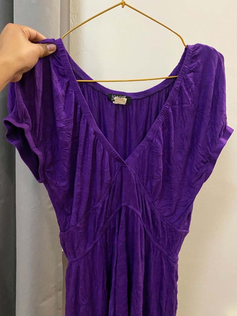 Latat Petite Purple V-Neck Dress (Category: Dresses) located in Malasiqui. Submitted by finnley26 (Listing ID 1467250310, Image 2). Description: - Brand: Latat Petite - Color: Purple - Style: V-neck, short sleeves, empire waist, flowy fit - Fabric: Soft, lightweight with slight crinkles (easy slip-on) - Condition: Brand tag attached at neckline - Perfect for: Casual everyday wear and effortless styling.