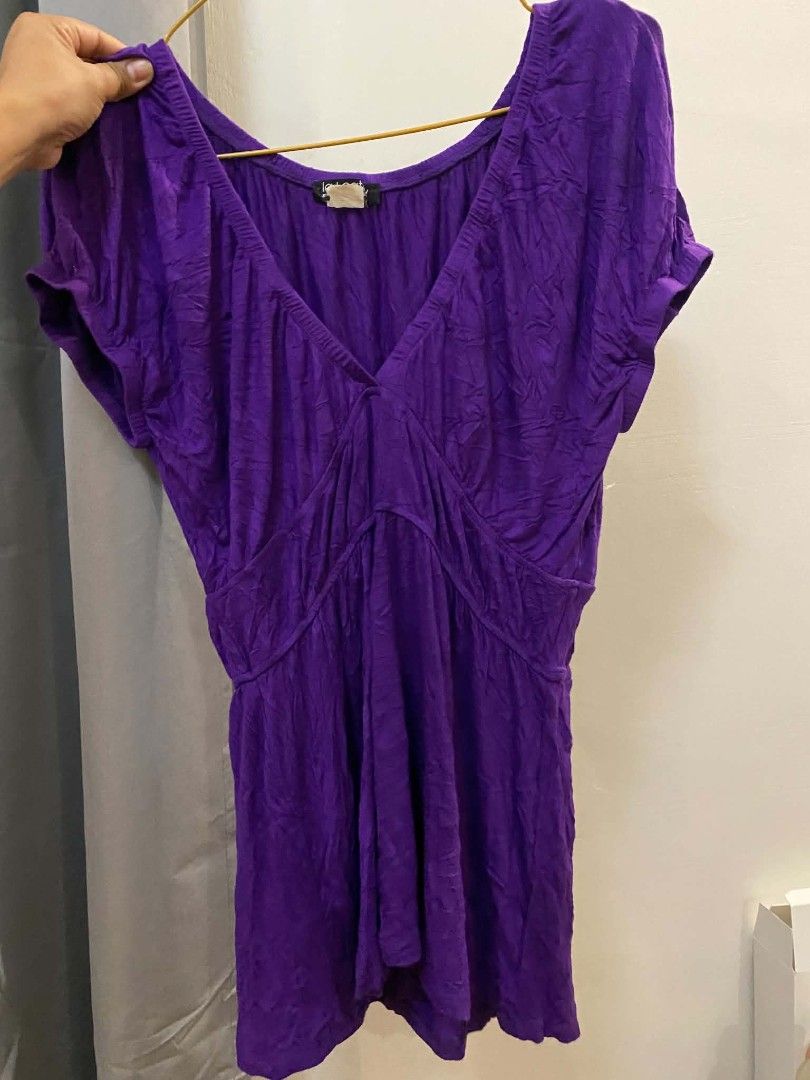 Latat Petite Purple V-Neck Dress (Category: Dresses) located in Malasiqui. Submitted by finnley26 (Listing ID 1467250310, Image 1). Description: - Brand: Latat Petite - Color: Purple - Style: V-neck, short sleeves, empire waist, flowy fit - Fabric: Soft, lightweight with slight crinkles (easy slip-on) - Condition: Brand tag attached at neckline - Perfect for: Casual everyday wear and effortless styling.