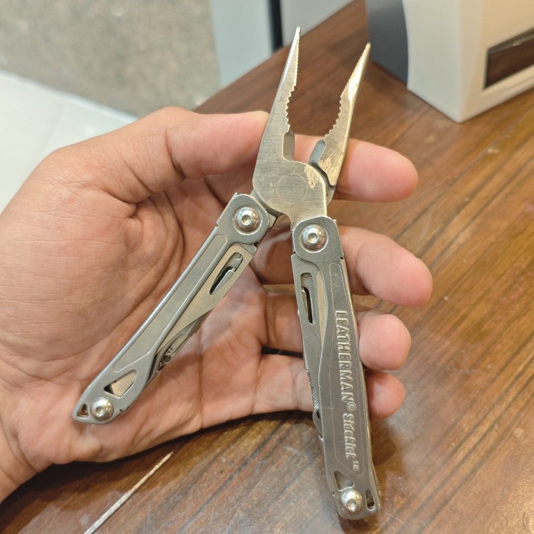 LEATHERMAN SIDEKICK 14 INTEGRATED MULTI-TOOL EQUIPMENT (Category: Construction Tools & Equipment) located in Las Pinas. Submitted by ravena.picks (Listing ID 1467218786, Image 2). Description: FOR RUSH SALE‼️ 🛠️ LEATHERMAN SIDEKICK 14 INTEGRATED MULTI-TOOL EQUIPMENT 💵Price: 3499 ONLY 📝NO ISSUE UNIT ONLY 📝VERY GOOD WORKING CONDITION 📝MINOR SIGNS OF USE 📍LAS PIÑAS AREA 🛵LALAMOVE/J&T OR PICKUP 🏦GCASH/MARI OR BANK TRANSFER.