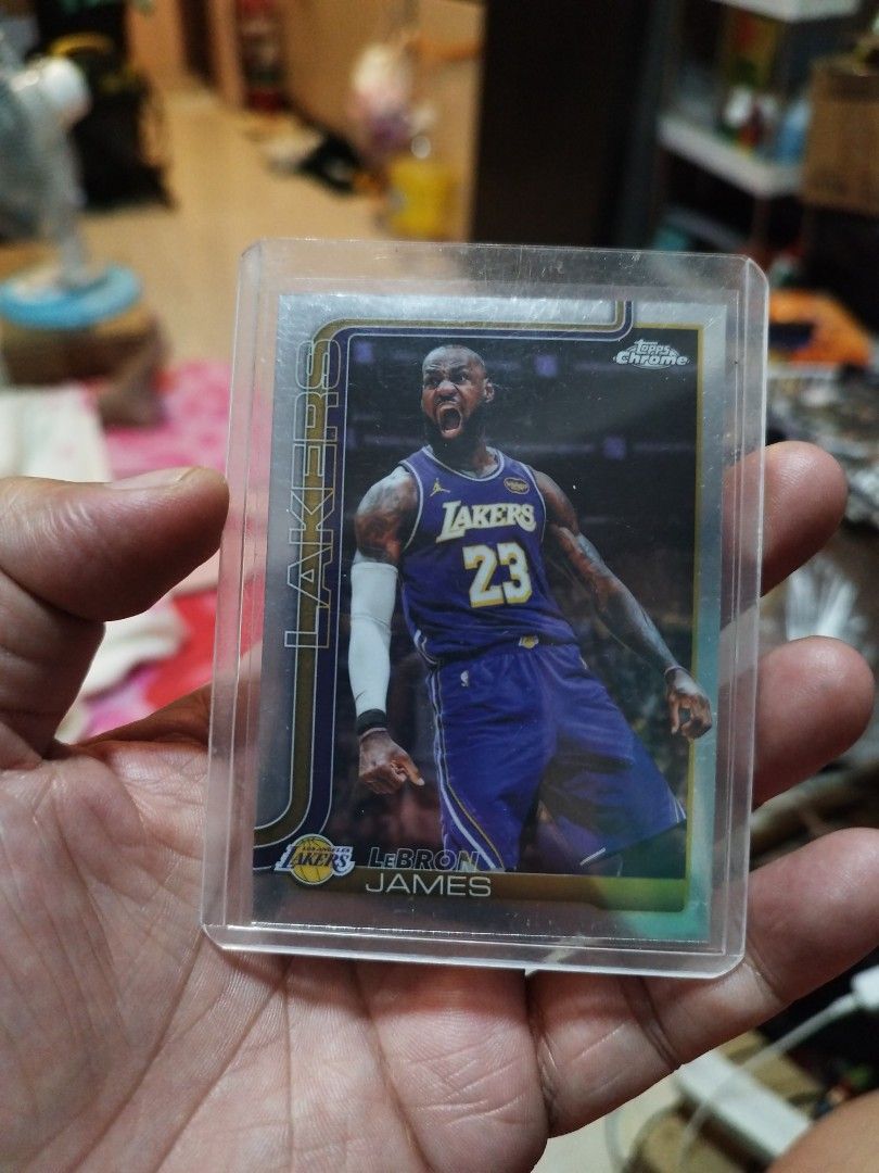 Lebron James Chrome card (Category: Raw Singles) located in Bacoor. Submitted by bigdaddy1027 (Listing ID 1467301352, Image 3). Description: .