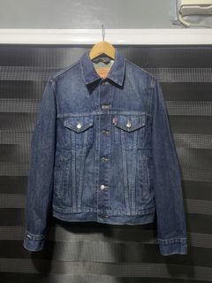 (Category: ) located in . Submitted by RAREFINDS (Listing ID 1467332282, Image 1). Description: .
