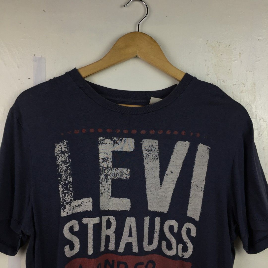 Levi's (Category: Activewear) located in Baybay. Submitted by offrackproject (Listing ID 1467333251, Image 3). Description: FREE SHIPPING.
