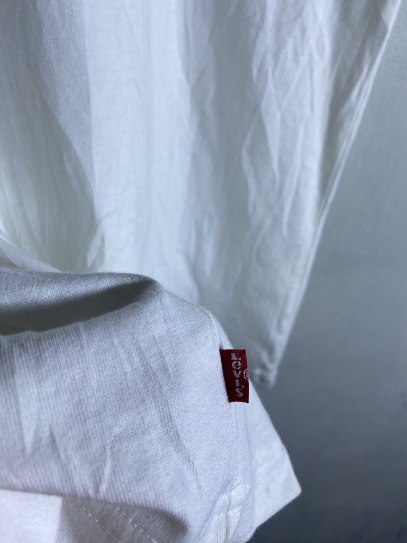 Levis (Category: Formal Shirts) located in Tacurong. Submitted by jayve_ukaysell (Listing ID 1467345455, Image 3). Description: Levis T-shirt 𝐒𝐈𝐙𝐄: Large to XL 𝐂𝐎𝐋𝐎𝐑 𝐑𝐀𝐓𝐄 :9.5/10 𝐂𝐎𝐍𝐃𝐈𝐓𝐈𝐎𝐍: Asnew 𝐈𝐒𝐒𝐔𝐄: ❌ 𝐌𝐈𝐍𝐄:600 (AUTOMATIC YOURS).