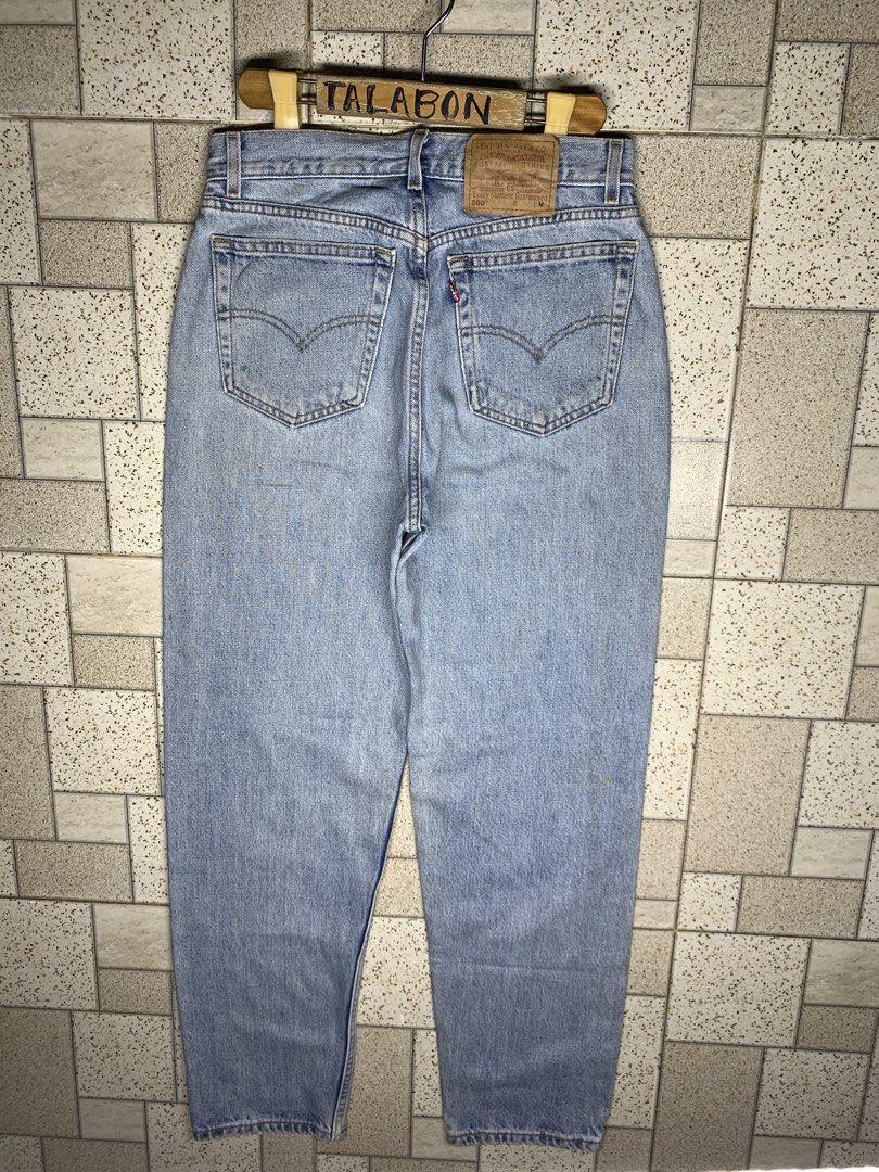 Levis 560 (Category: Jeans) located in Bacolod City. Submitted by ocean_us (Listing ID 1467196626, Image 1). Description: Levis 560 ____________________________ Made in Mexico Details: ▪️Size on tape: 29 ▪️Dimes 29 x 42 ▪️Hem 7 ▪️Issue: Sign of usage ▪️PLUS SHIPPING FEE Pm, Thanks ✅We ship Nationwide via Jnt Express ✅We do video call for assurance 📍Bacolod City Negros Occidental.