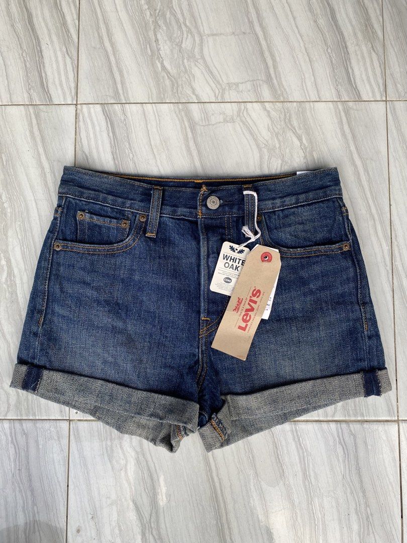 Levi’s Brandnew Maong Short (Category: Shorts) located in Talavera. Submitted by hansnoel (Listing ID 1467261685, Image 1). Description: Size 26-28 11.5 Length Brandnew with tags No issue .