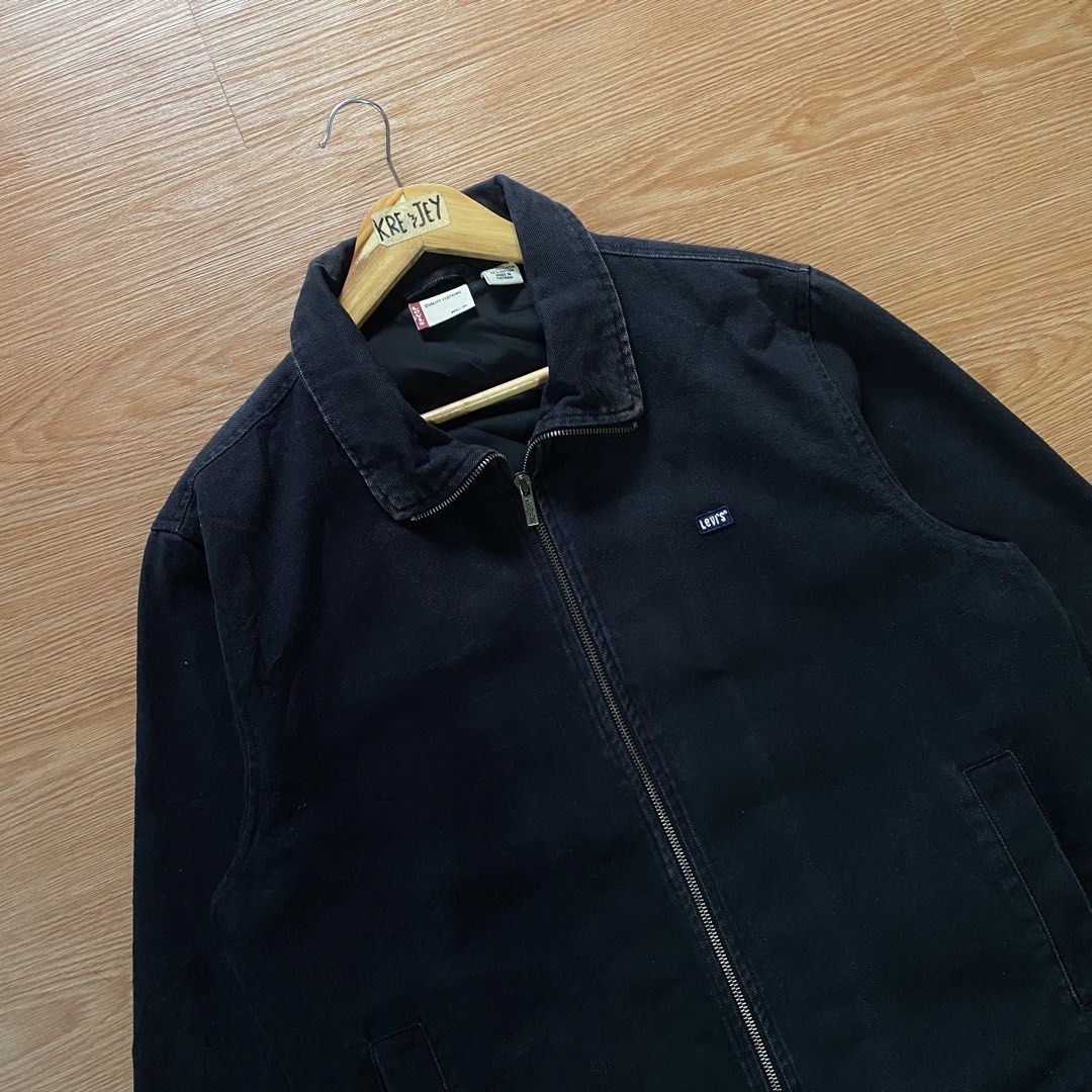 Levis work wear or casual wear jacket (Category: Coats, Jackets and Outerwear) located in Bislig. Submitted by kre_jey.24 (Listing ID 1467244325, Image 2). Description: Dimes 23x27 Large Excellent condition Color rate 9.5/10 need wash only .