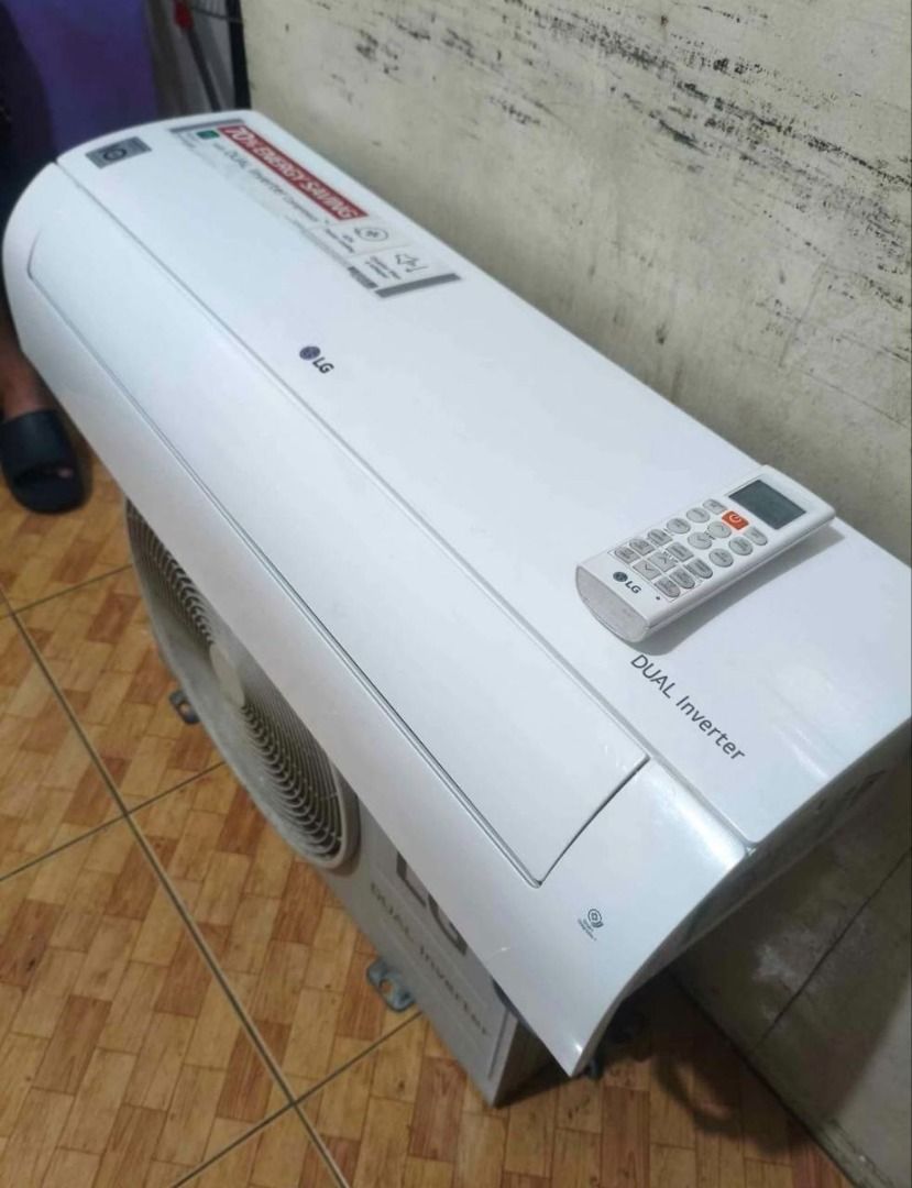 LG 1hp split type aircon with remote (Category: Air Conditioning and Heating) located in Calamba. Submitted by alynsj (Listing ID 1467198603, Image 1). Description: No repair or issue Personal used item Very good condition Pickup only calamba Laguna Delivery also available .