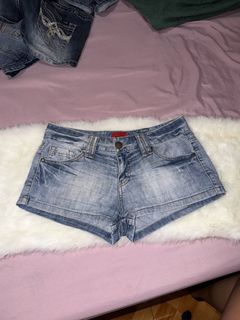 (Category: ) located in . Submitted by maureenn10 (Listing ID 1467197356, Image 1). Description: .
