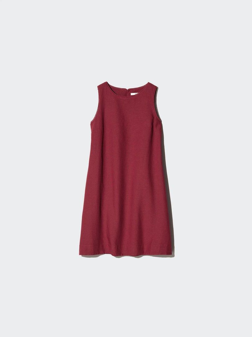 Uniqlo Linen Blend Mini Dress Maroon (Category: Dresses) located in Cagayan de Oro. Submitted by booksnclothes (Listing ID 1467204340, Image 1). Description: - Color: Maroon - Material: Breathable linen blend, perfect for warm weather - Design: Sleeveless with a classic round neckline - Fit: A-line cut that falls comfortably above the knee - Style: Simple and versatile; easy to pair with sandals or loafers Brand new with tags, bought in store for