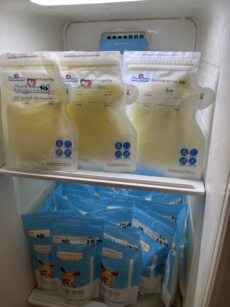 LIQUID GOLD BM (Category: Breastfeeding & Bottle Feeding) located in Pasig City. Submitted by sm_thehouseoftrends. (Listing ID 1467178529, Image 2). Description: 🍼 Looking for BM for your little one? 👶🏻💕 Providing liguid gold milk from a healthy, breastfeeding mom who prioritizes proper nutrition and hygiene. Pump date: Latest ✨ MOMMY’S HEALTH & NUTRITION 🤍 Healthy mom and baby 🥗 Eats nutritious, well-balanced meals 💊 Takes vitamins and su