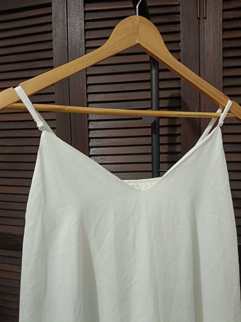 Long dress tricolor (Category: Dresses) located in Manila. Submitted by byjrb (Listing ID 1467192707, Image 3). Description: 🛍️ Brand-new items from SHEIN, Emery Rose, Zaful & more! Size : Large to XXL sobrang ganda nito 😍 📦 Shipping: LBC / J&T / Lalamove 💸 MOP: GCash / BPI only DM for inquiries! 💌.