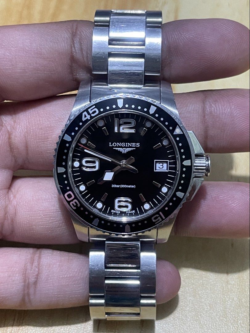 Longines HydroConquest (Category: Men's Watches) located in Taguig. Submitted by tester1x (Listing ID 1467280733, Image 2). Description: Longines HydroConquest Swiss Made L3. 340. 4 45455387 Black Dial Sapphire Crystal All Stainless Steel Case & Bracelet 34mm 7inch wrist size .