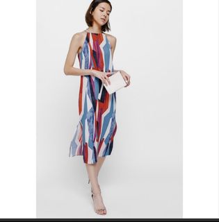 (Category: ) located in . Submitted by clearmywardrobe13 (Listing ID 1467264654, Image 1). Description: .