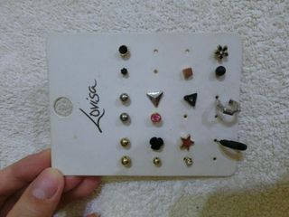 (Category: ) located in . Submitted by beauart59816 (Listing ID 1467168827, Image 1). Description: .