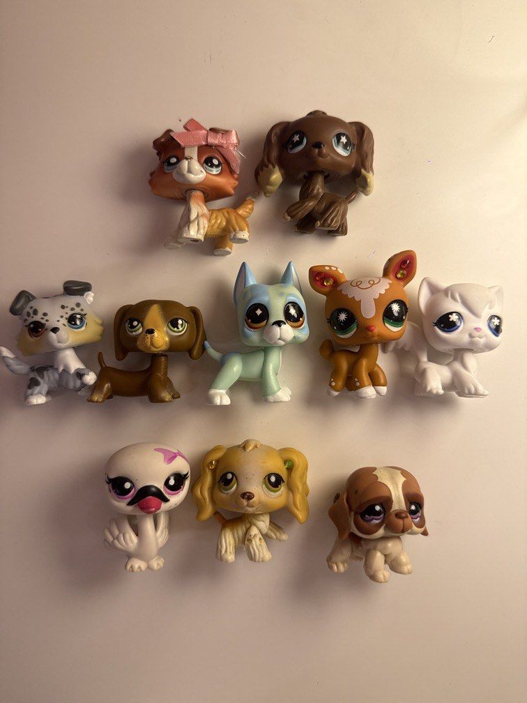 Lps littlest pet shop bundle fs! RUSHED PRICE (Category: Figurines & Statues) located in Quezon City. Submitted by tripletales (Listing ID 1467283515, Image 1). Description: -Top row fakies -Middle g7 (main fives included) -Last row g2 RARE -lp.