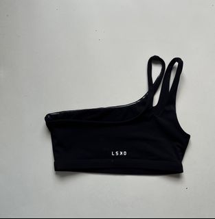 (Category: ) located in . Submitted by thriftfinds_309 (Listing ID 1467355246, Image 1). Description: .