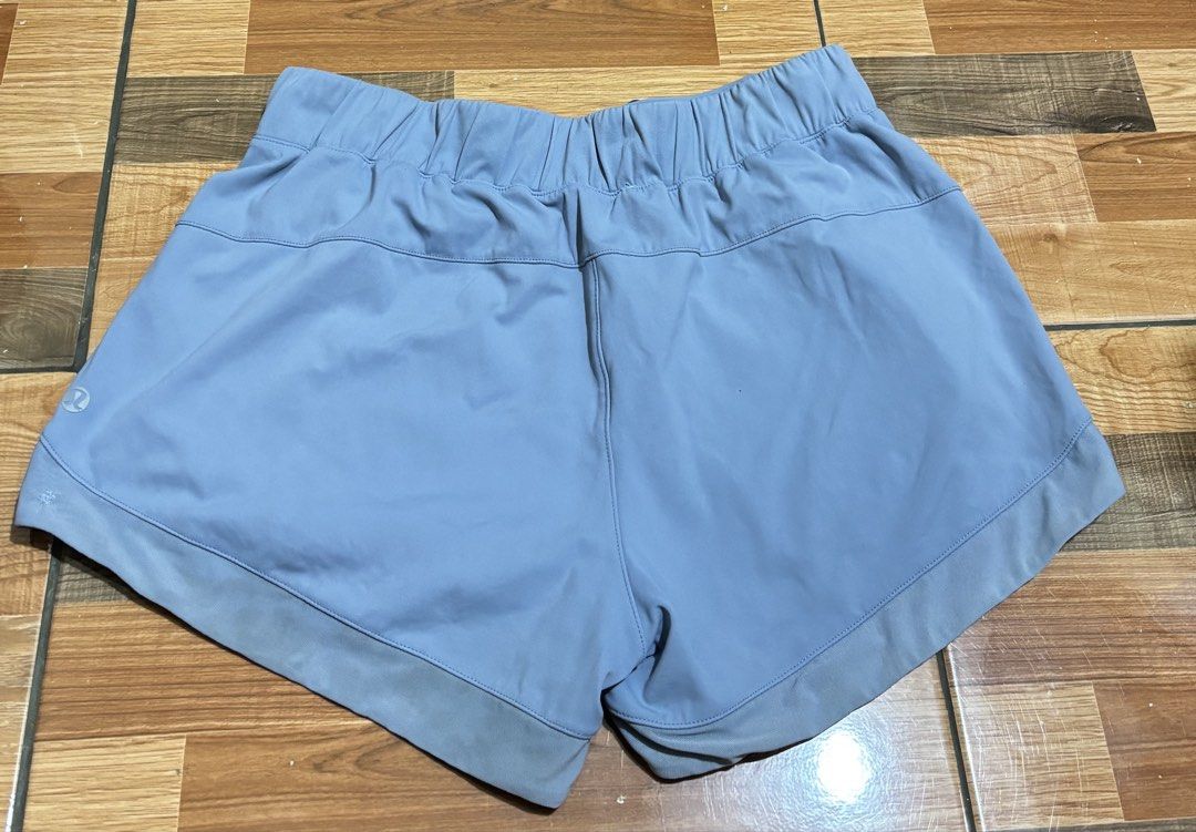 Lululemon athletic shorts (Category: Shorts) located in Tacloban City. Submitted by xyals (Listing ID 1467263562, Image 3). Description: Lululemon athletic shorts Size: 25-26 minor issue on the last pic, but di sya halata when worn good condition .