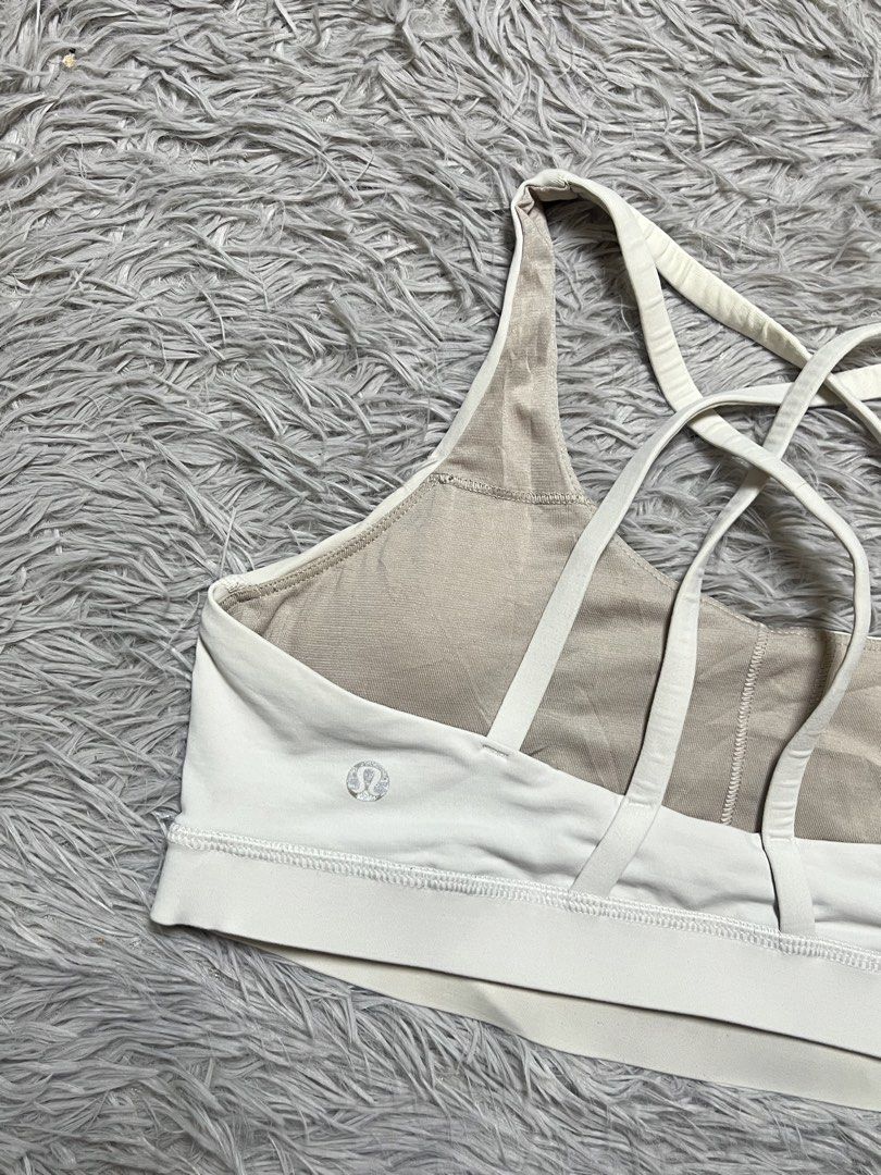 Lululemon Bra Top (Category: Activewear) located in Dipolog. Submitted by krstnagnis98 (Listing ID 1467175097, Image 3). Description: Lululemon Bra Top Dot 6 Authentic S-M .