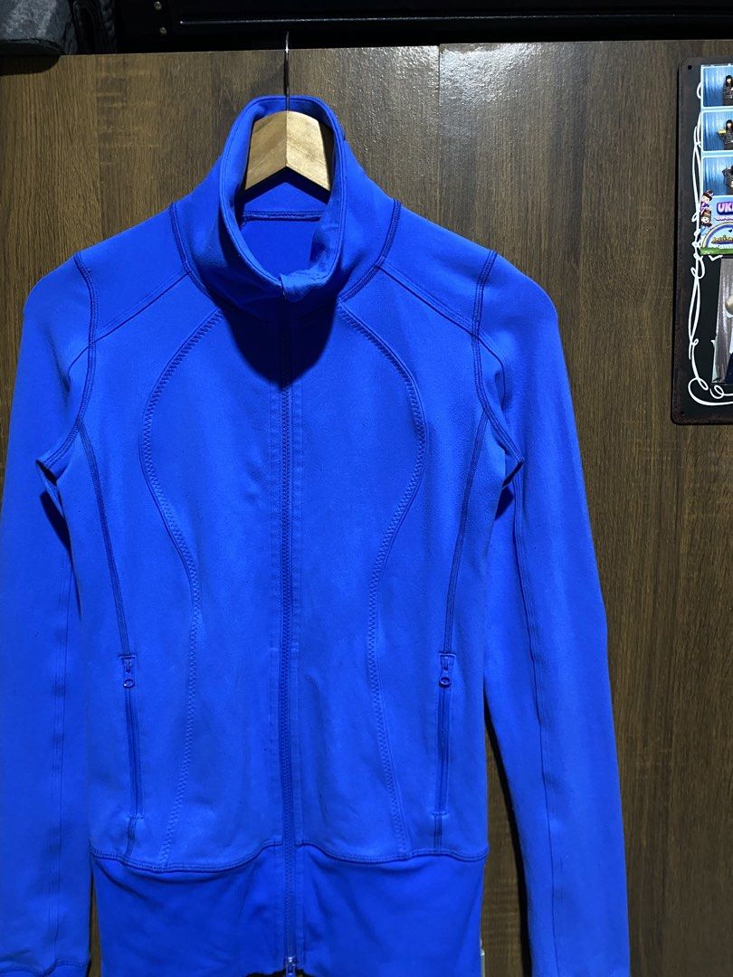 Lululemon Define Jacket Blue (Category: Coats, Jackets and Outerwear) located in Antipolo. Submitted by cogiestamaria (Listing ID 1467195233, Image 3). Description: - Authentic Lululemon Define Jacket in a gorgeous bright blue shade - size 4 - dimes W17-L25.5 - no issue - color rate 9,5-10 - excellent to as new - Fitted silhouette with contoured seam details for a flattering look - Full zip front with a chic high collar neck - Long sleeves comple
