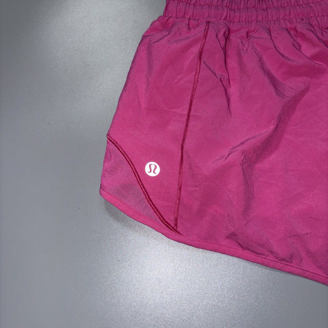 Lululemon Hotty Hot Pink Shorts (Category: Activewear) located in Tayabas. Submitted by tayabaskartell (Listing ID 1467194647, Image 2). Description: .