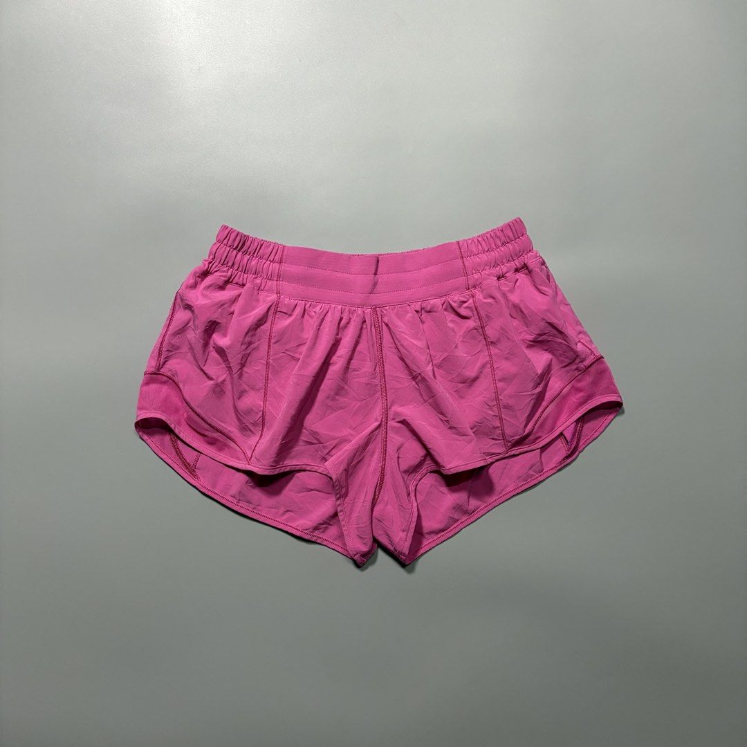 Lululemon Hotty Hot Pink Shorts (Category: Activewear) located in Tayabas. Submitted by bayabaskartell (Listing ID 1467314427, Image 1). Description: .