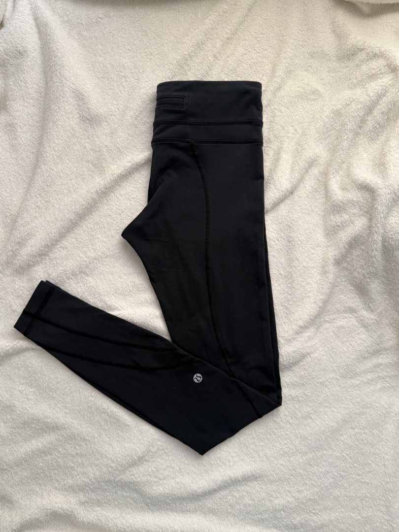 Lululemon Leggings (Category: Activewear) located in Mandaue City. Submitted by meh.soh (Listing ID 1467266499, Image 1). Description: Lululemon Fast and Free High-Rise Tight with a signature zippered pocket on the back waistband Size: S-M (stretchable and thick Fabric) Original price is at 7,800 Note: this is a preloved Mode of Payment: Gcash Delivery: Maxim (df shouldered by the buyer) Location: Cubacub, Mandaue.
