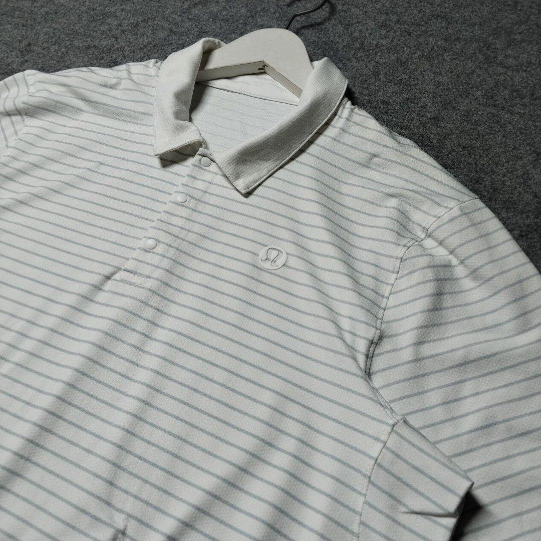 Lululemon Logo Sport Short Sleeve (Category: Tshirts & Polo Shirts ) located in Bocaue. Submitted by just_thrift_in (Listing ID 1467244827, Image 3). Description: As New Condition – Washed and Ready to Wear 📏 Size & Fit Information Please refer to the measurements below to ensure the best fit. Width is measured pit to pit, while length is taken from the top of the shoulder down to the bottom of the garment. All measurements are in inches for eas