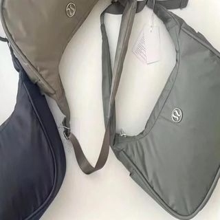 （分類：）位於 。 由 nadenemayer 提交（商品編號 1467282317，圖片 1）。簡介： 。
