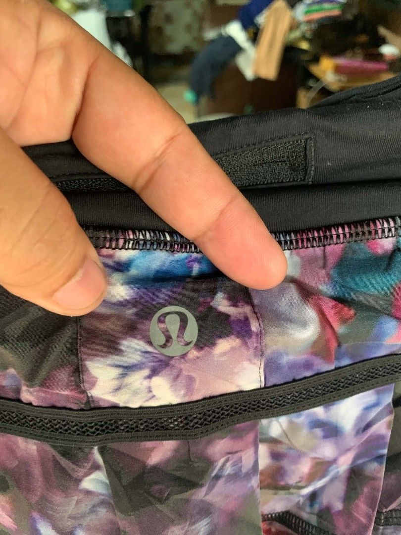 lululemon short (Category: Shorts) located in Rizal. Submitted by saint-nike11 (Listing ID 1467230012, Image 3). Description: lululemon skort with inner bewang 30 to 32 haba 13 650.