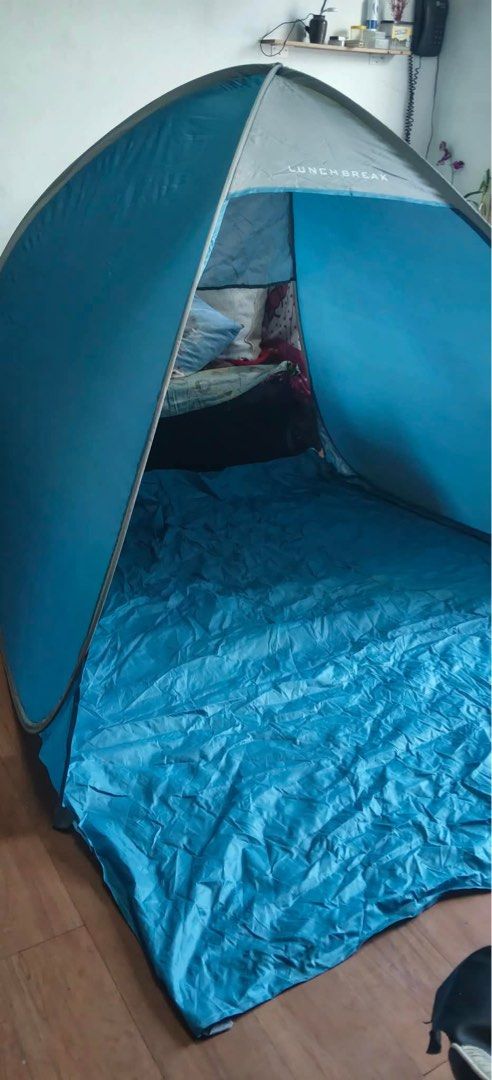 LUNCH BREAK POP-UP SUNSHADE TENT (Category: Hiking & Camping) located in Manila. Submitted by chaychaii (Listing ID 1467170344, Image 3). Description: 🎋🎋SALE ₱1200🎋🎋 PREPARED FOR UNDAS‼️ IMPORTED FROM JAPAN LUNCH BREAK POP-UP SUNSHADE TENT 🔰POPUP TENT 🔰SLIMTYPE FOLD 🔰CARRIER BAG 🔰NO ISSUE‼️ GOOD CONDITION .