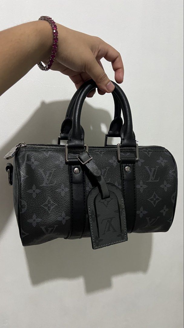 Lv black nano medium (Category: Luxury Bags & Wallets) located in Pasay City. Submitted by clothesfindph (Listing ID 1467221667, Image 1). Description: Good as new coded .