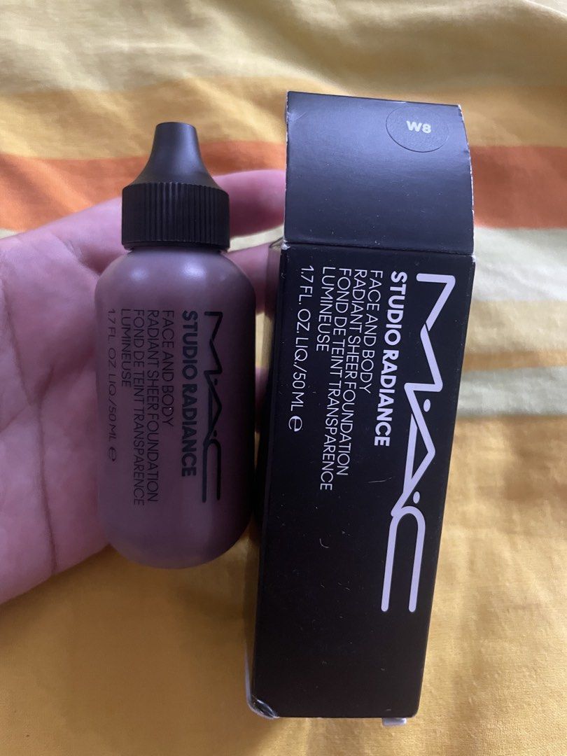 Mac studio radiance face and body (Category: Makeup) located in Manila. Submitted by yangcosmetics (Listing ID 1467181268, Image 2). Description: Dark selling low na lng Not used brandnew Shade is w8 Shipping bia j&t and lalamove.