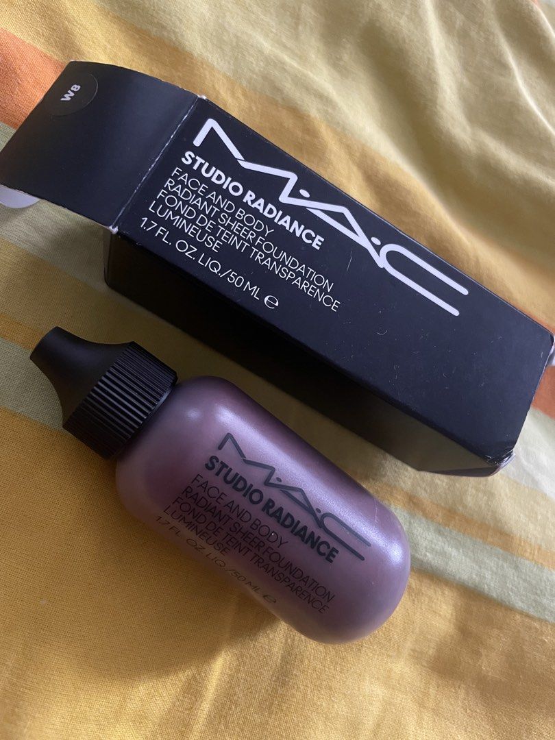 Mac studio radiance face and body (Category: Makeup) located in Manila. Submitted by yangcosmetics (Listing ID 1467181268, Image 1). Description: Dark selling low na lng Not used brandnew Shade is w8 Shipping bia j&t and lalamove.
