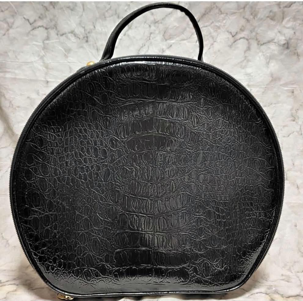 Made in Japan Bag (Category: Accessory Holder, Box & Organizers) located in Manila. Submitted by dripdistrict (Listing ID 1467335672, Image 1). Description: .