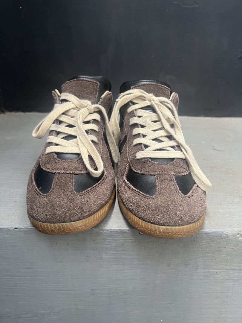 Maison Margiela GATS (Category: Sneakers) located in Antipolo. Submitted by vintagedon_ (Listing ID 1467191169, Image 2). Description: US 9.5 Dirty.