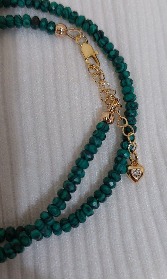 Malachite Necklace 4mm (Category: Necklaces) located in Gapan. Submitted by purseofjune (Listing ID 1467222264, Image 3). Description: 16"+2" gold filled extension chain.