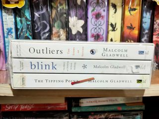 (Category: ) located in . Submitted by mybookaceshop (Listing ID 1467189183, Image 1). Description: .