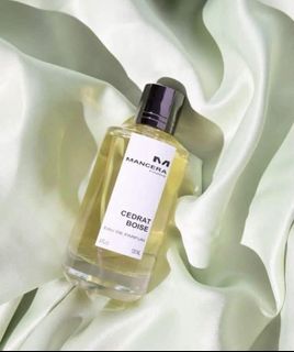 (Category: ) located in . Submitted by neomieperfumeshop (Listing ID 1467278734, Image 1). Description: .