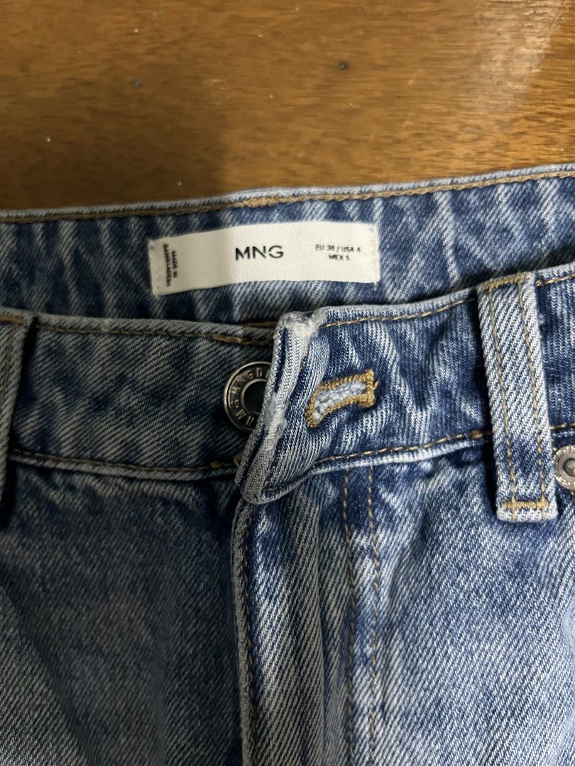 MANGO Light Blue Denim Jeans Size EU 38 (Category: Jeans) located in Mandaluyong City. Submitted by dadsmiddlechild (Listing ID 1467350362, Image 2). Description: - Brand: Mango - Style: Classic straight leg, light wash denim - Size: EU 38 / US 6 / MEX 5 - Features: Front button & zipper fly, standard front and back pockets, belt loops - Origin: Made in Bangladesh - Condition: Excellent, comfortable for everyday wear.