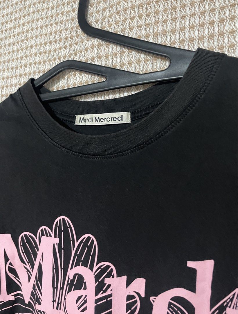Mardi Triple Flower Tee (Category: Activewear) located in Liloy. Submitted by juan2thrift (Listing ID 1467303950, Image 2). Description: Mardi Triple Flower Tee Excellent Condition Color Rate - 9.5/10 Dimension - 20” by 26” .