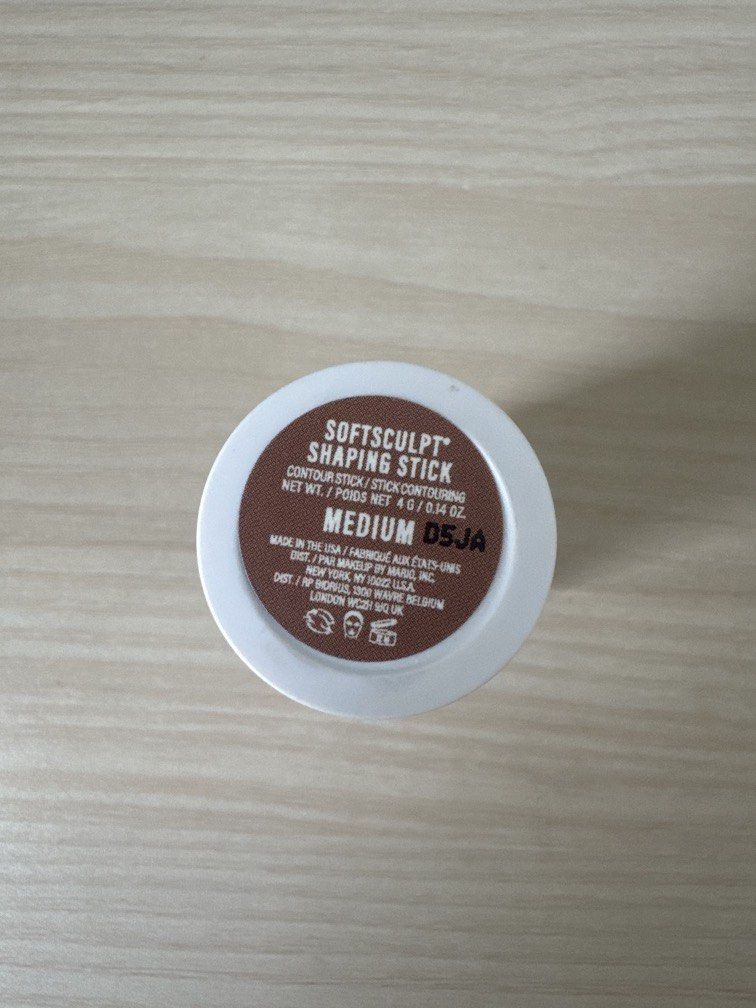 Mario SoftSculpt Shaping Stick Mini On the Go (Category: Makeup) located in Quezon City. Submitted by ciiel (Listing ID 1467187074, Image 2). Description: Medium.