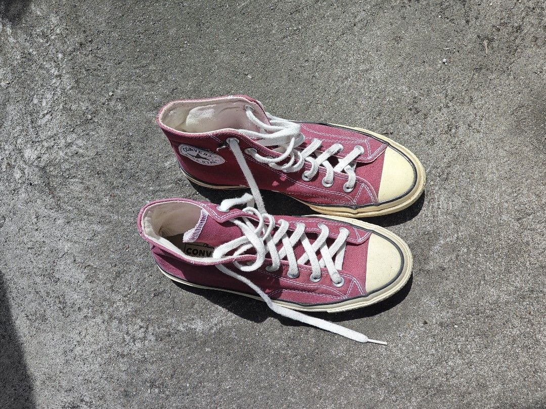 Maroon Converse All Star Sneakers - SIZE 38 (secondhand) (Category: Sneakers & Footwear) located in Caloocan City. Submitted by cosmicshark.19667f (Listing ID 1467261296, Image 3). Description: 🛍️ in good condition Euro size 38 = 24.5 cm = US men's 5.5 = US Women's 7.5 🚛: J&T Express (buyer will handle shipping fee) 📍Lucena City, Quezon MOP: GCash (payment first).